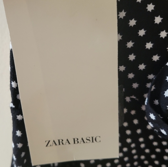 NWT Zara Basic‎ Black and White Mini Skirt Size Medium - Picture 4 of 4